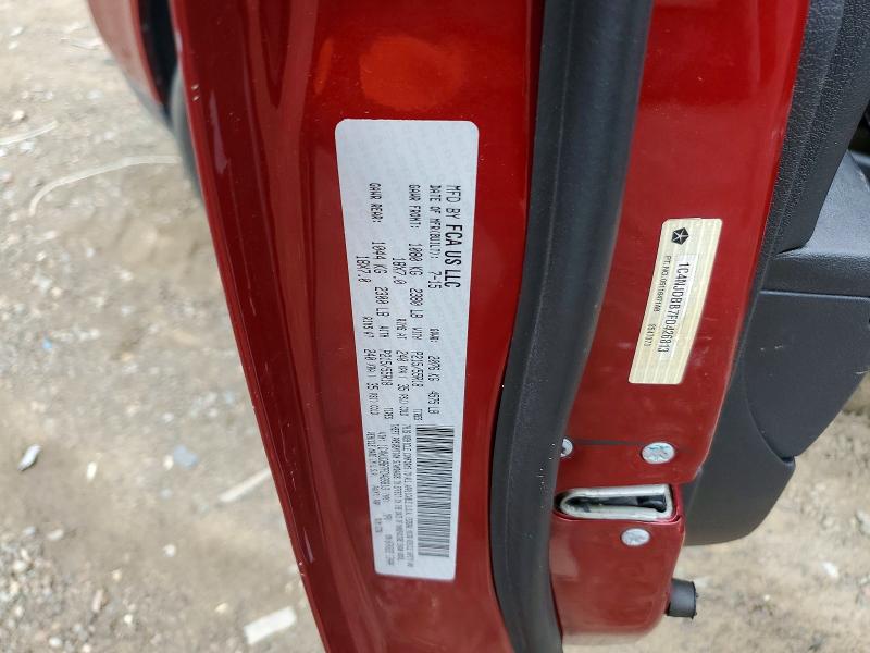 2015 Jeep Compass მანქანა იყიდება აუქციონზე, vin: 1C4NJDBB7FD426813, აუქციონის ნომერი: 61659996