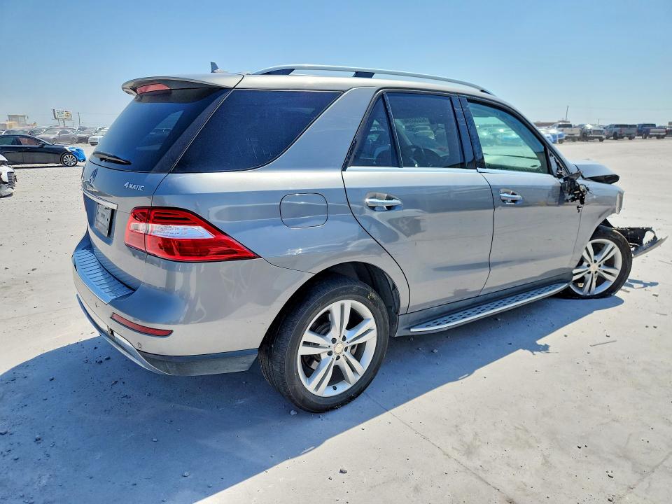 62233596 :رقم المزاد ، 4JGDA5HB8DA135952 vin ، 2013 Mercedes-benz Ml مزاد بيع