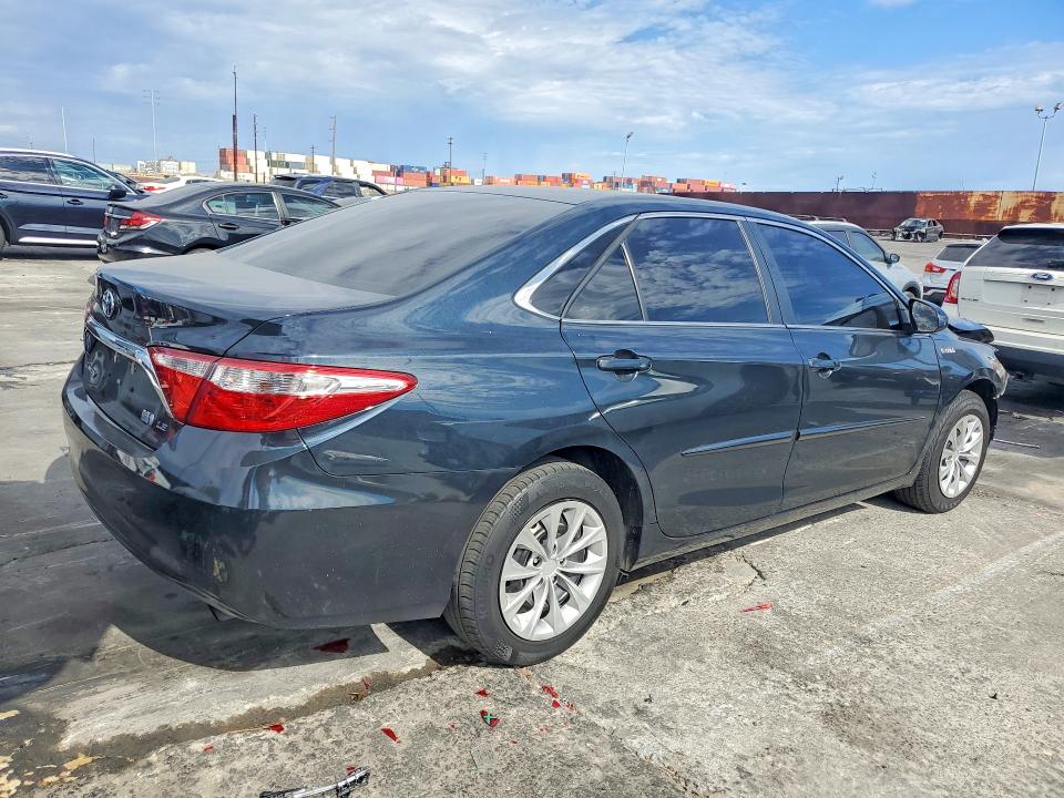 2017 Toyota Camry Hybrid მანქანა იყიდება აუქციონზე, vin: 4T1BD1FKXHU222444, აუქციონის ნომერი: 61596416