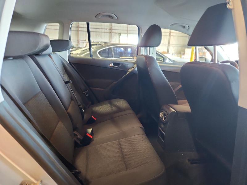 Aukcja sprzedaży 2018 Volkswagen Tiguan Limited, vin: WVGAV7AX3JK001395, numer aukcji: 61302156