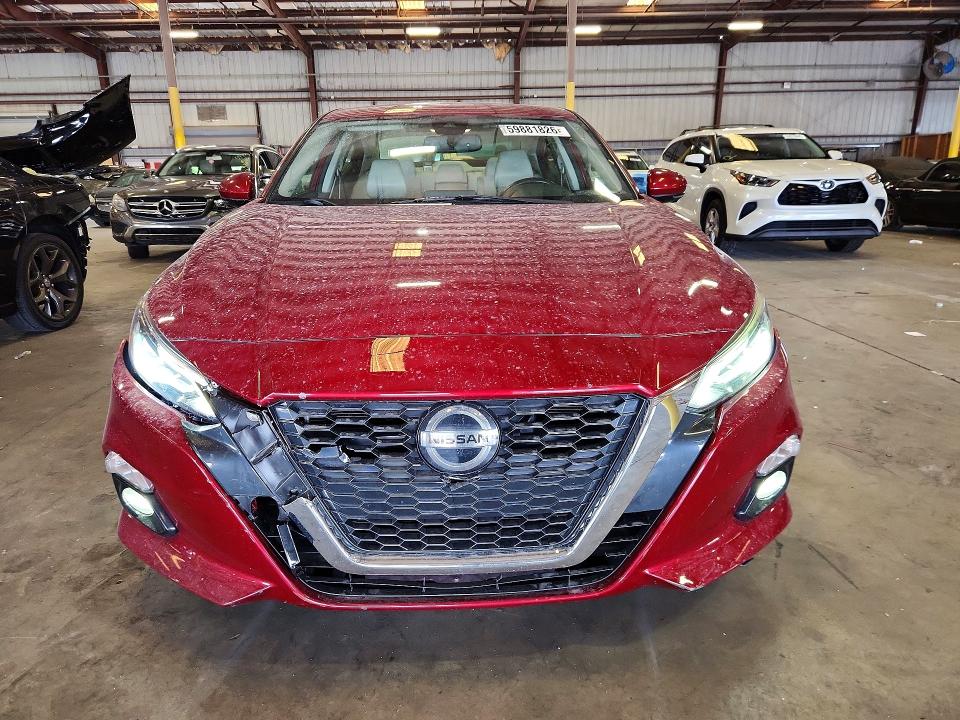 Продажа на аукционе авто 2020 Nissan Altima, vin: 1N4BL4FV6LN300715, номер лота: 59881826