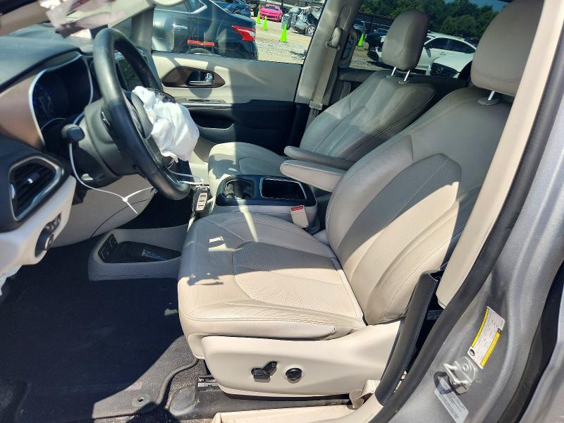 60428716 :رقم المزاد ، 2C4RC1EG9HR628487 vin ، 2017 Chrysler Pacifica مزاد بيع