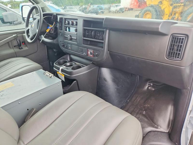 61182306 :رقم المزاد ، 1GCWGBF71T1237018 vin ، 2026 Chevrolet Express G2500 مزاد بيع