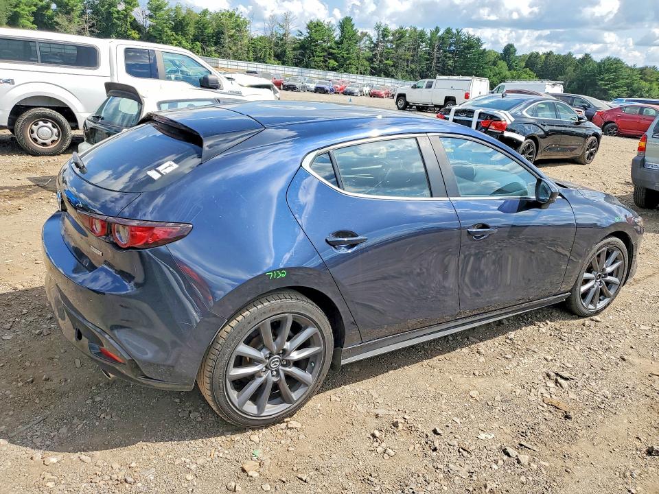 Продаж на аукціоні авто 2020 Mazda 3, vin: JM1BPALM1L1161285, номер лоту: 63165936