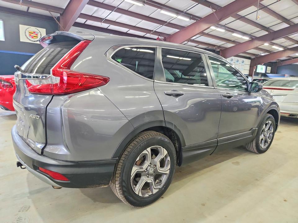 Продажа на аукционе авто 2018 Honda Cr-v, vin: 7FARW2H82JE021676, номер лота: 60557386
