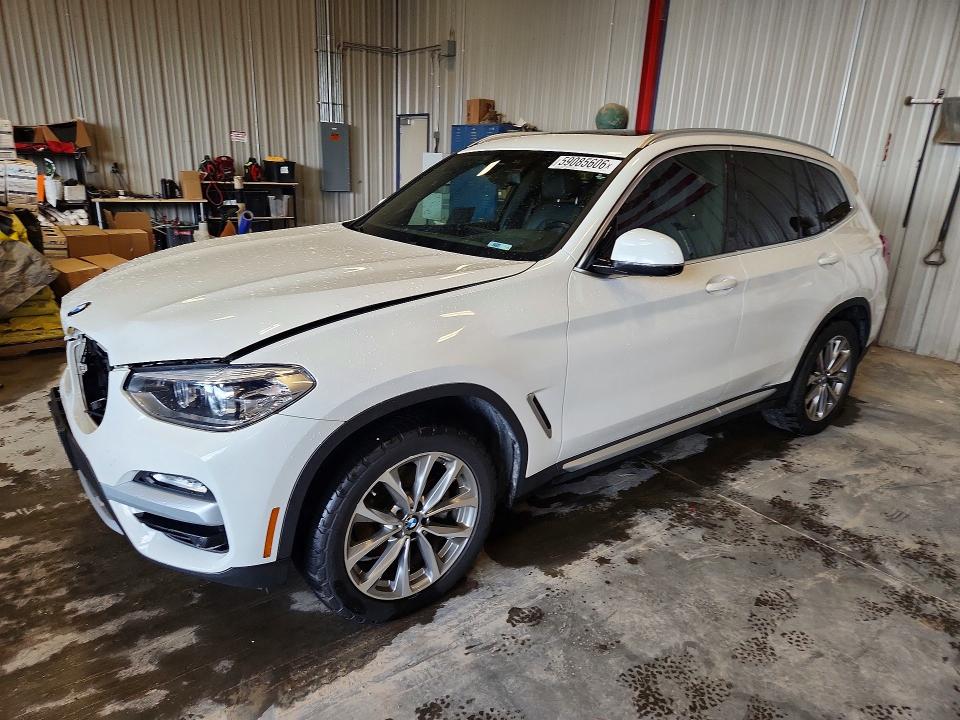 59085606 :رقم المزاد ، 5UXTR9C50KLE13621 vin ، 2019 Bmw X3 مزاد بيع