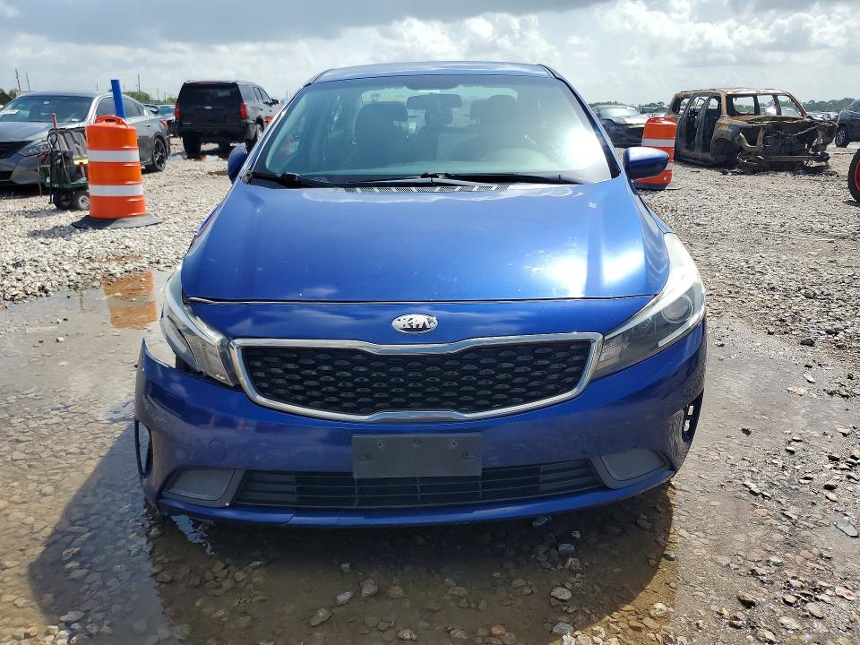 2017 Kia Forte მანქანა იყიდება აუქციონზე, vin: 3KPFK4A7XHE085536, აუქციონის ნომერი: 62423496