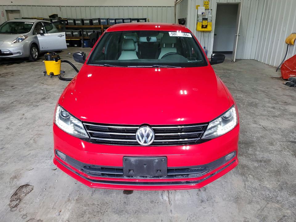 58618586 :رقم المزاد ، 3VWD17AJXGM216442 vin ، 2016 Volkswagen Jetta مزاد بيع
