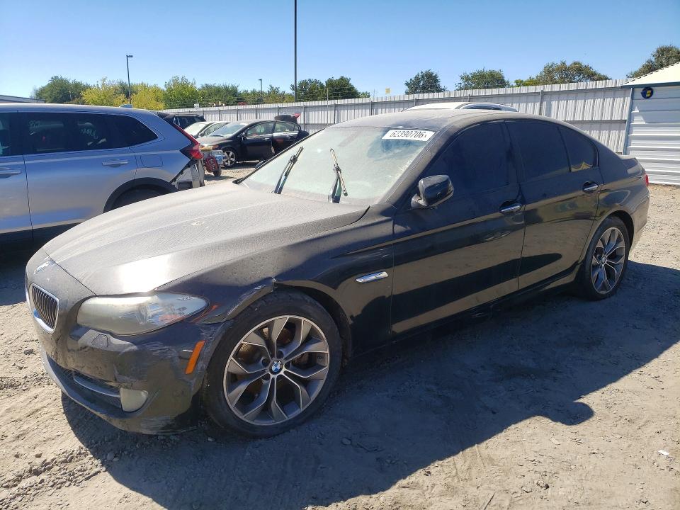 2011 Bmw 528 მანქანა იყიდება აუქციონზე, vin: WBAFR1C53BC672601, აუქციონის ნომერი: 62390706