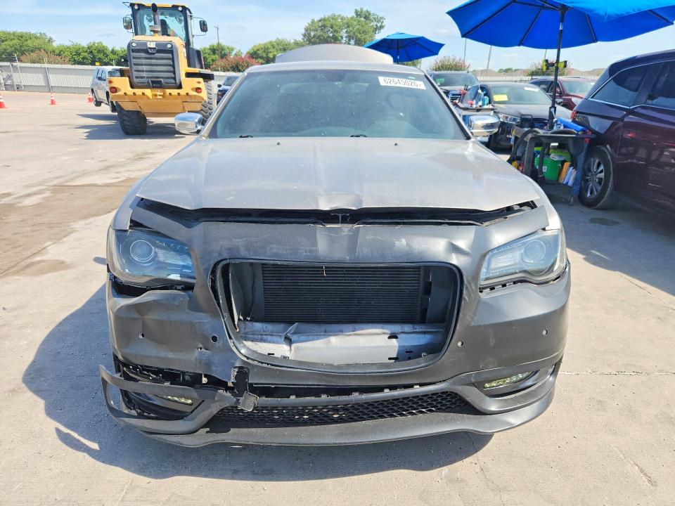 2014 Chrysler 300c მანქანა იყიდება აუქციონზე, vin: 2C3CCAET2EH167982, აუქციონის ნომერი: 62645026
