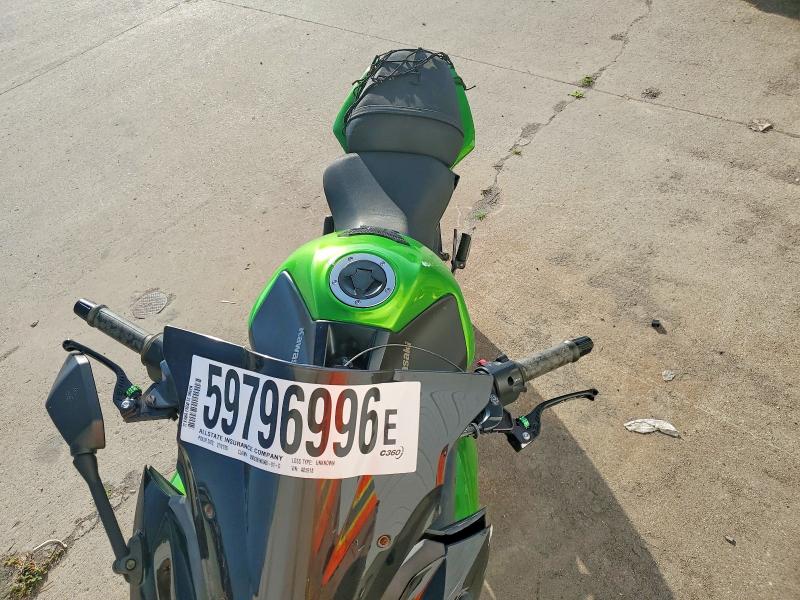 59796996 :رقم المزاد ، JKAEXEE19CDA05918 vin ، 2012 Kawasaki Ex650 مزاد بيع