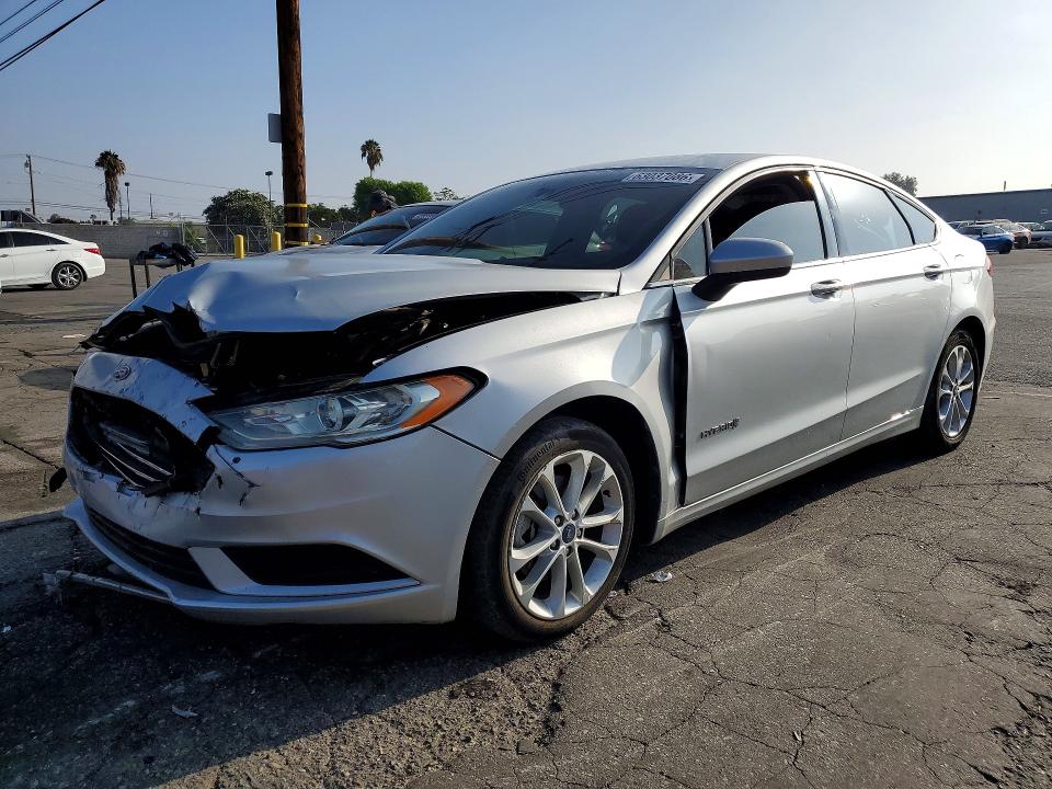 Продажа на аукционе авто 2019 Ford Fusion, vin: 3FA6P0LU3KR235098, номер лота: 63037086