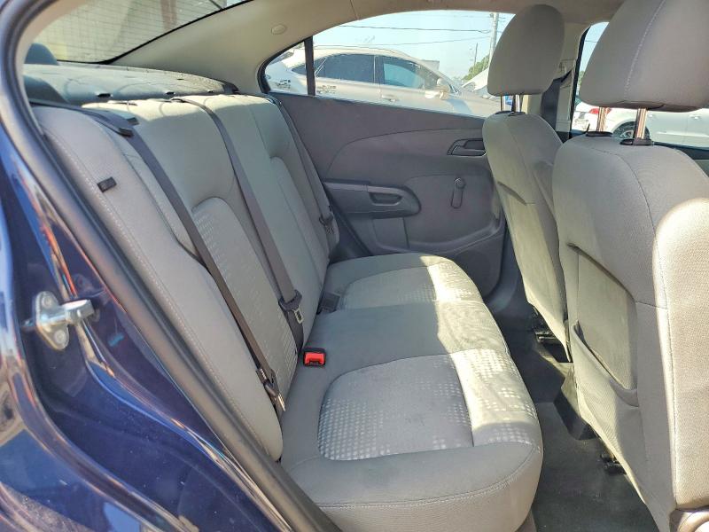 61938056 :رقم المزاد ، 1G1JA5SH8G4181720 vin ، 2016 Chevrolet Sonic مزاد بيع