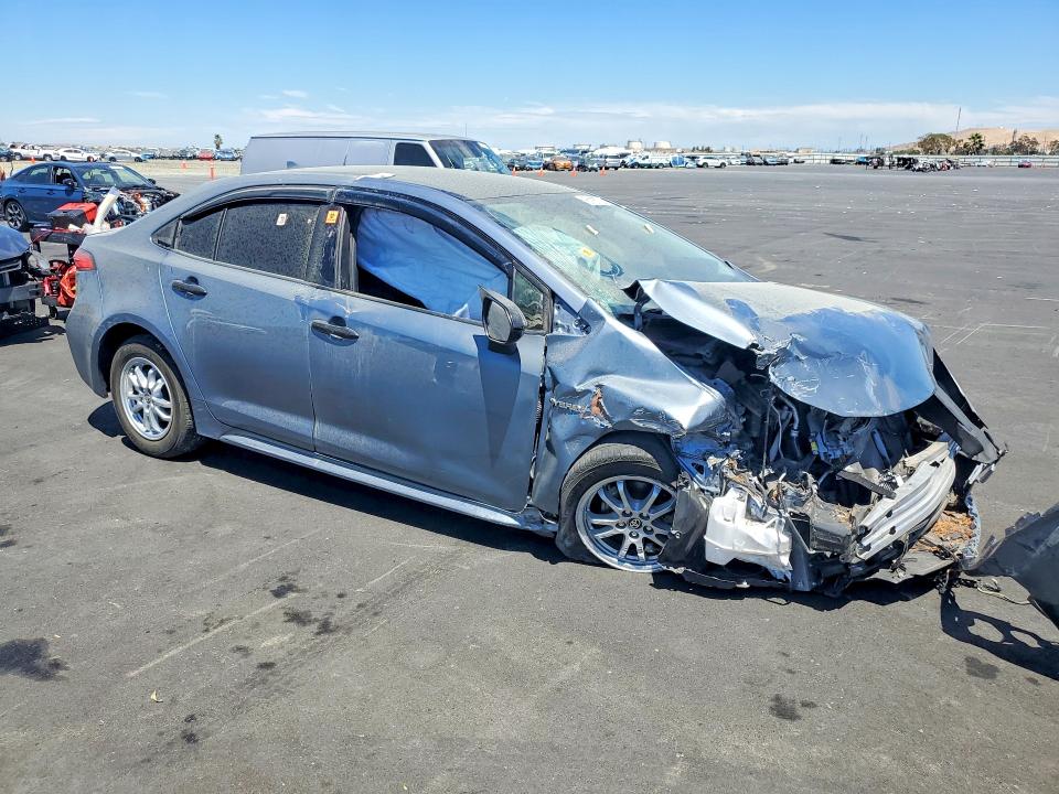 61167726 :رقم المزاد ، JTDEBRBE6LJ006302 vin ، 2020 Toyota Corolla مزاد بيع