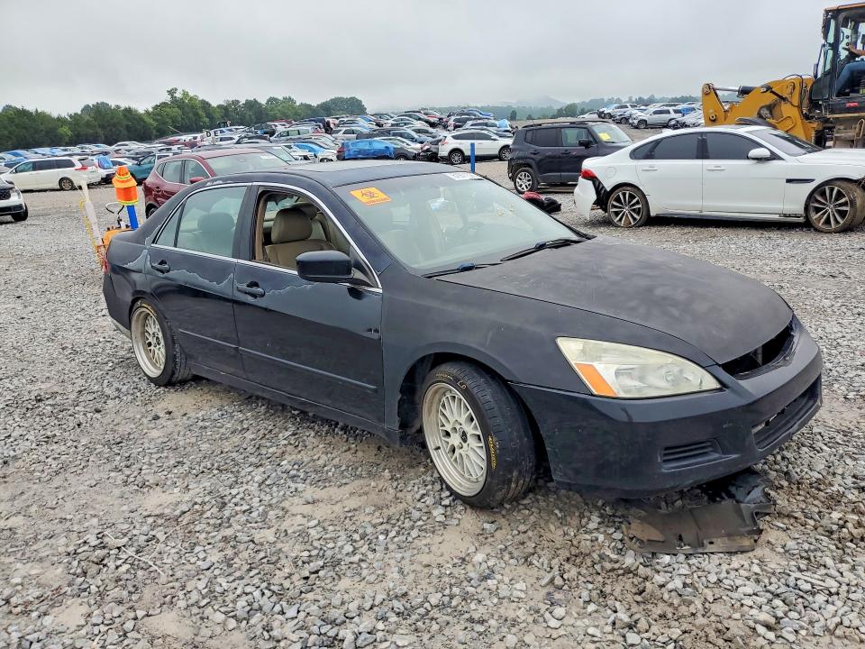 Продажа на аукционе авто 2006 Honda Accord, vin: 1HGCM65506A011660, номер лота: 61971526