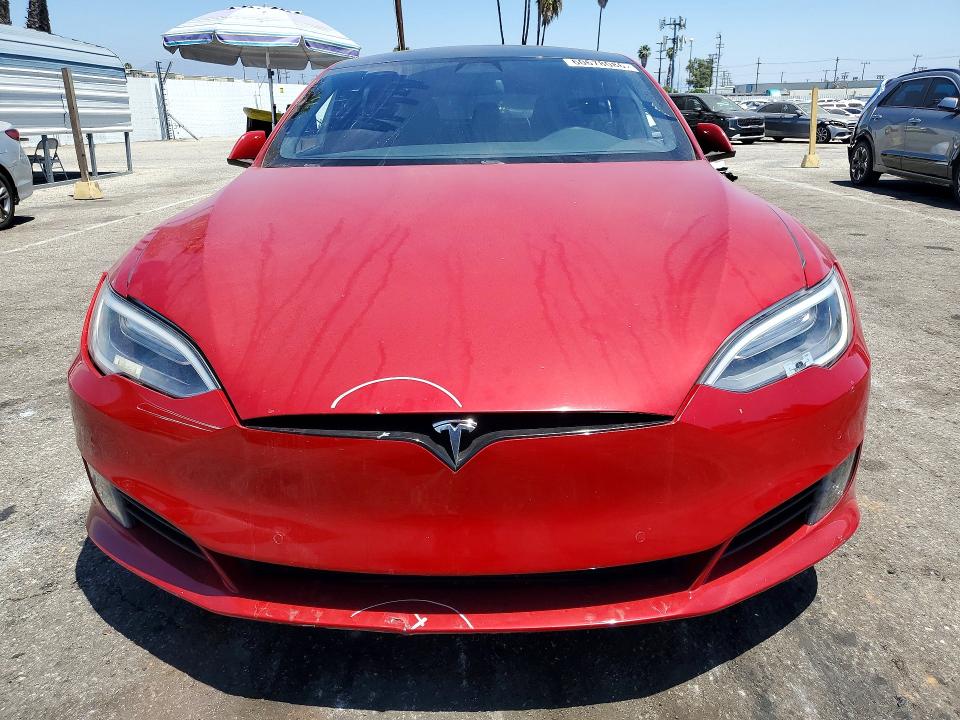 60678086 :رقم المزاد ، 5YJSA1E24GF169553 vin ، 2016 Tesla Model S مزاد بيع