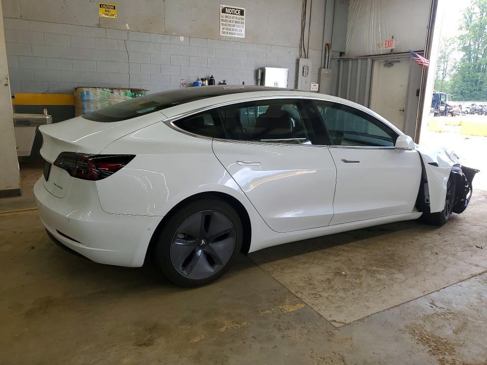 Продажа на аукционе авто 2019 Tesla Model 3, vin: 5YJ3E1EB2KF469237, номер лота: 61833876
