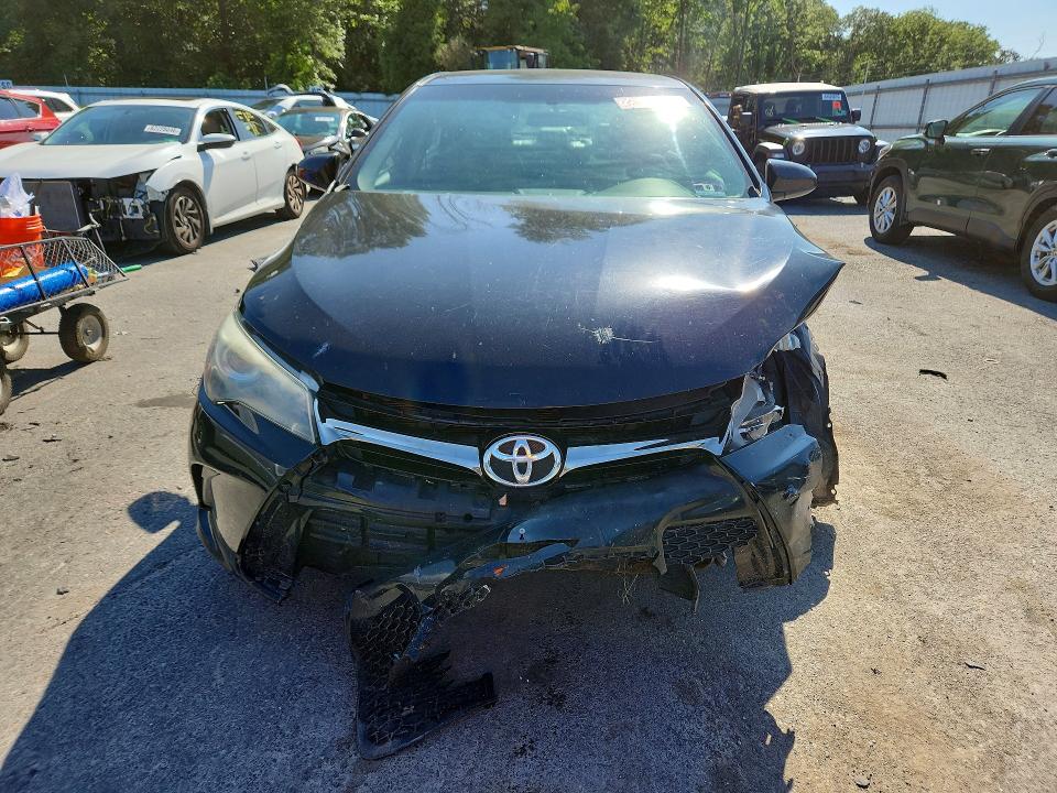 2017 Toyota Camry მანქანა იყიდება აუქციონზე, vin: 4T1BF1FK9HU332606, აუქციონის ნომერი: 61904186