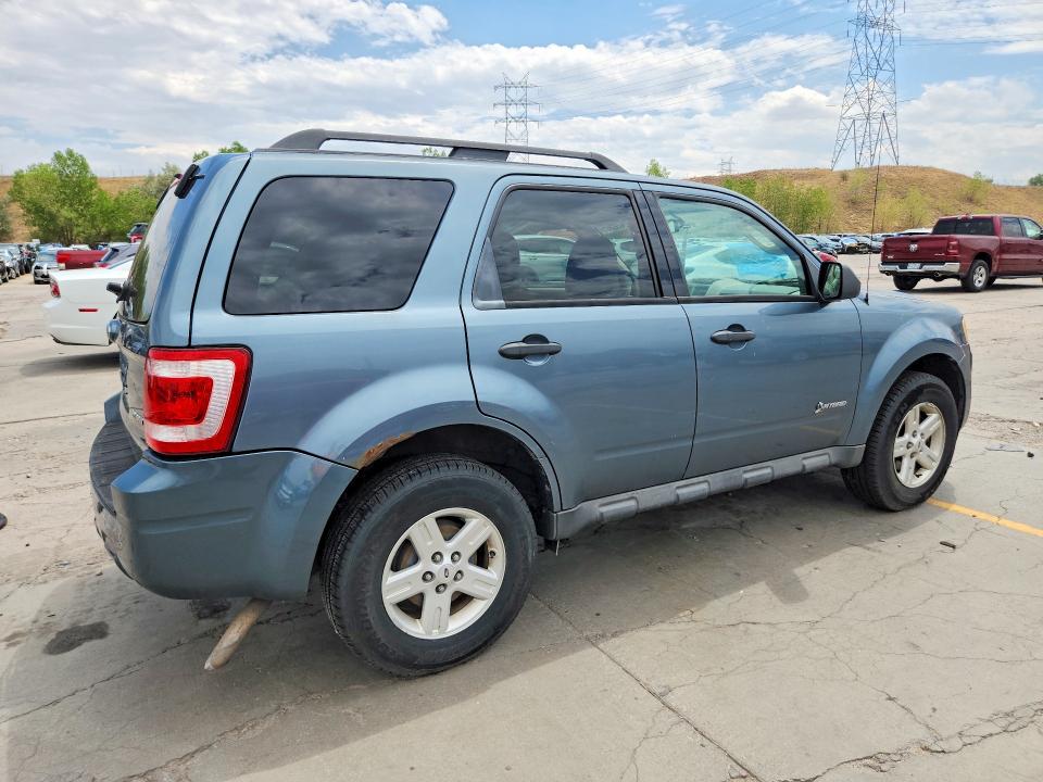 2010 Ford Escape მანქანა იყიდება აუქციონზე, vin: 1FMCU5K32AKD02767, აუქციონის ნომერი: 62472506