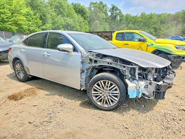 Продажа на аукционе авто 2013 Lexus Es, vin: JTHBK1GGXD2063840, номер лота: 61427056