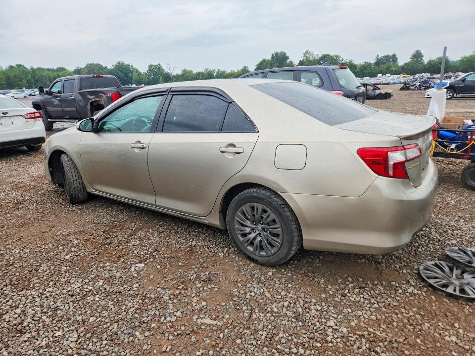 61170296 :رقم المزاد ، 4T1BF1FK4DU295801 vin ، 2013 Toyota Camry مزاد بيع