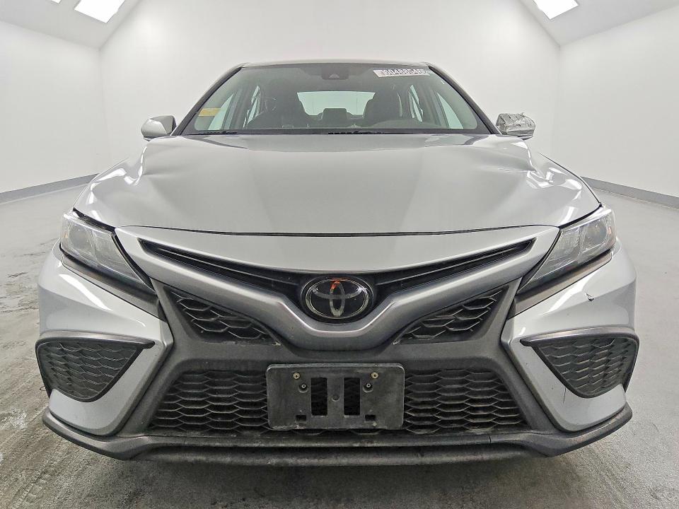 Продаж на аукціоні авто 2023 Toyota Camry, vin: 4T1G11AKXPU809523, номер лоту: 60488546