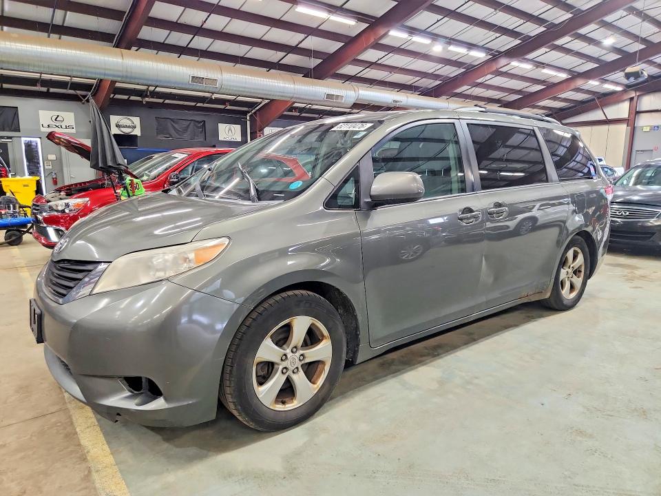 Продаж на аукціоні авто 2011 Toyota Sienna, vin: 5TDKK3DC3BS032658, номер лоту: 62110476