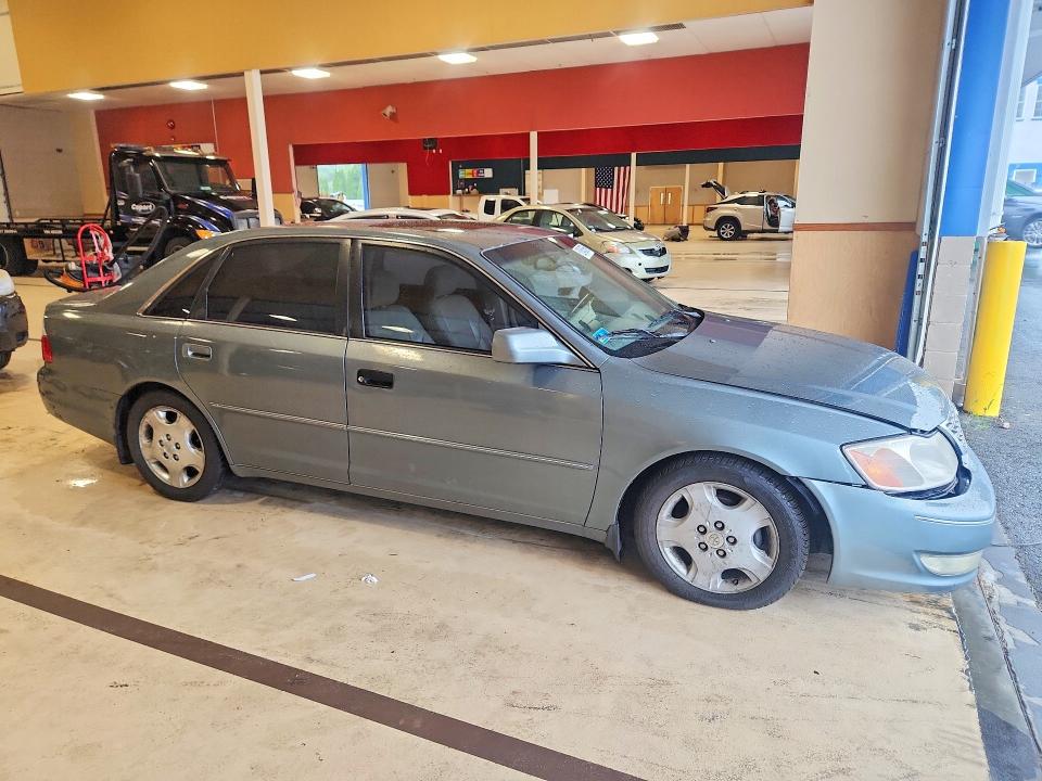 2004 Toyota Avalon მანქანა იყიდება აუქციონზე, vin: 4T1BF28B84U372737, აუქციონის ნომერი: 62645356