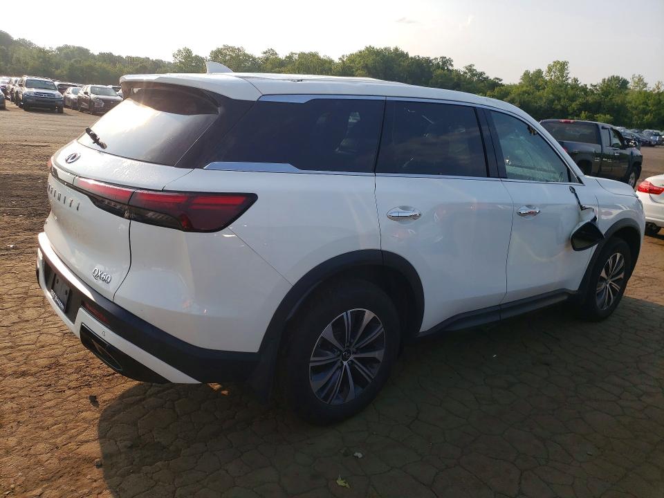 62263826 :رقم المزاد ، 5N1DL1ES9NC331329 vin ، 2022 Infiniti Qx60 مزاد بيع