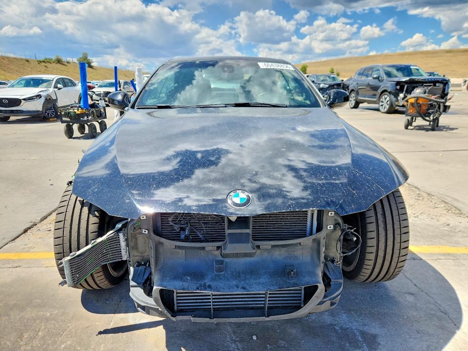2011 Bmw 335 მანქანა იყიდება აუქციონზე, vin: WBADX7C57BE580640, აუქციონის ნომერი: 60438856