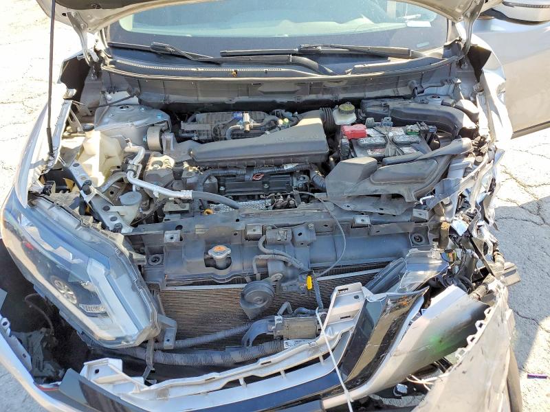 85975725 :رقم المزاد ، KNMAT2MT7HP571323 vin ، 2017 Nissan Rogue مزاد بيع