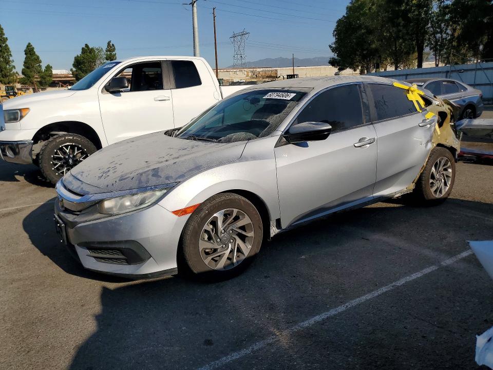 Продажа на аукционе авто 2017 Honda Civic, vin: 2HGFC2F71HH516541, номер лота: 60794606