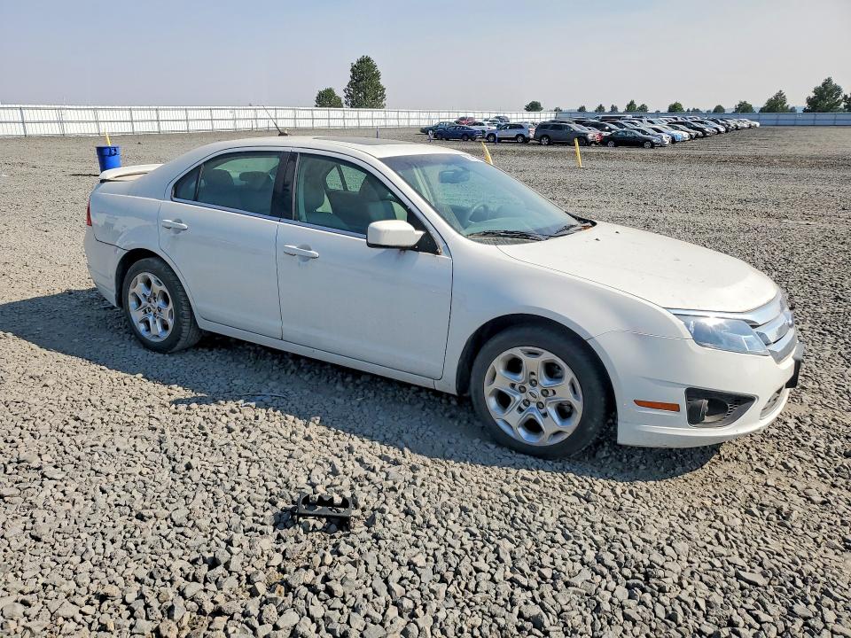 2010 Ford Fusion მანქანა იყიდება აუქციონზე, vin: 3FAHP0HA4AR249839, აუქციონის ნომერი: 63509636