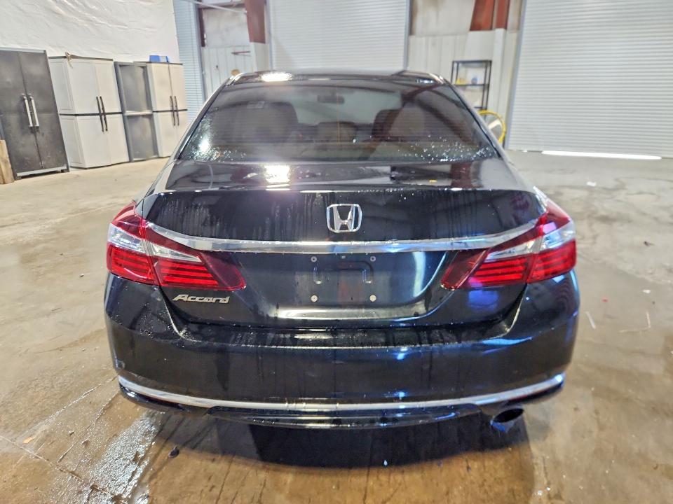 Продажа на аукционе авто 2016 Honda Accord, vin: 1HGCR2F31GA131279, номер лота: 60187046