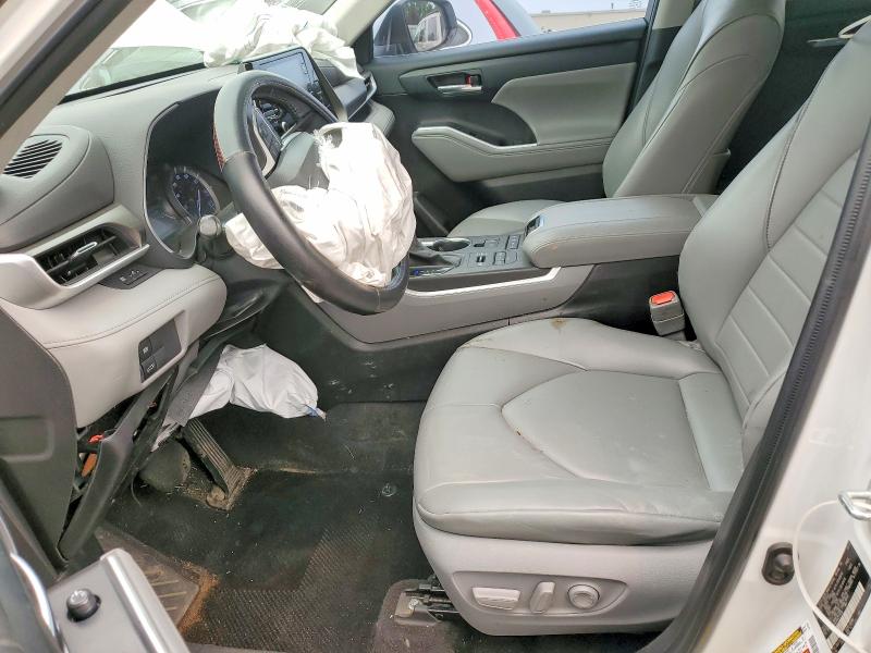 2022 Toyota Highlander მანქანა იყიდება აუქციონზე, vin: 5TDGZRBH4NS221536, აუქციონის ნომერი: 60814656