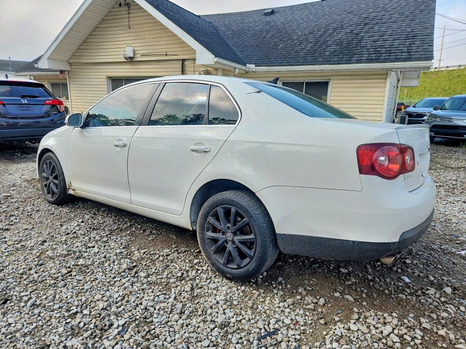Продажа на аукционе авто 2010 Volkswagen Jetta, vin: 3VWRX7AJ1AM054602, номер лота: 62286536
