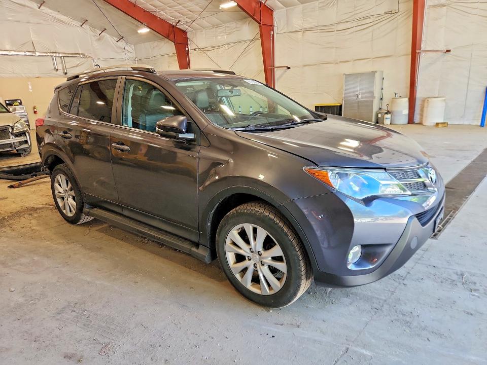 61354636 :رقم المزاد ، 2T3DFREV4FW256252 vin ، 2015 Toyota Rav4 مزاد بيع