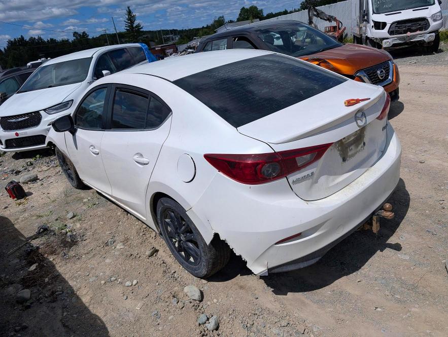 60945896 :رقم المزاد ، 3MZBM1V70FM147348 vin ، 2015 Mazda 3 مزاد بيع