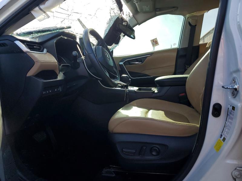 85622365 :رقم المزاد ، 2T3C1RFV2MW149092 vin ، 2021 Toyota Rav4 مزاد بيع
