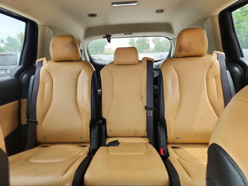 Продаж на аукціоні авто 2023 Kia Carnival, vin: KNDNB4H30P6234751, номер лоту: 59978066