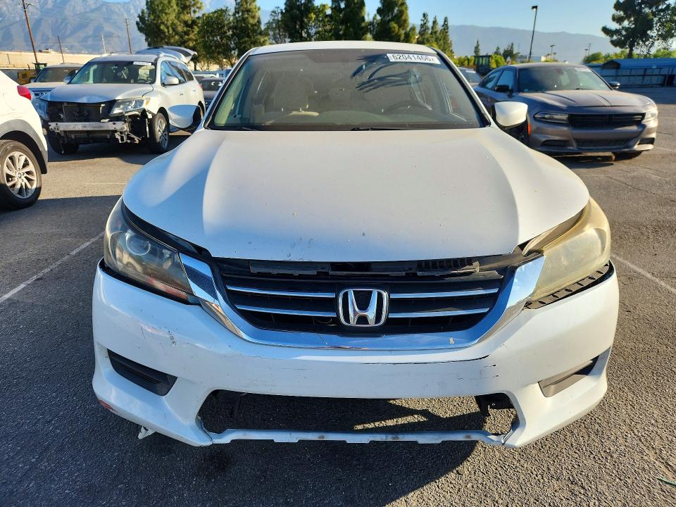 62041466 :رقم المزاد ، 1HGCR2F33DA030210 vin ، 2013 Honda Accord مزاد بيع