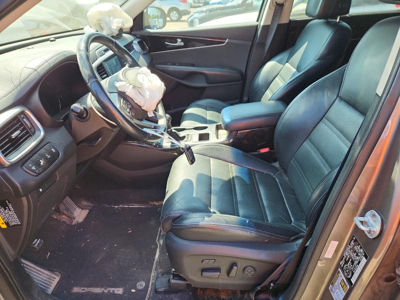 61415556 :رقم المزاد ، 5XYPHDA59HG326250 vin ، 2017 Kia Sorento مزاد بيع
