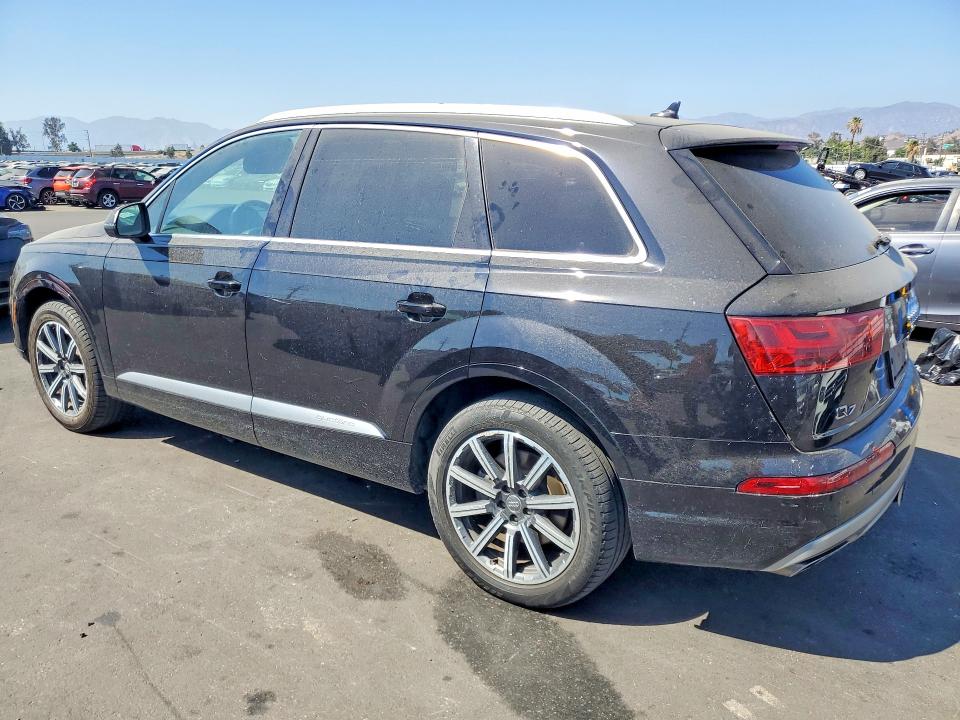 Продаж на аукціоні авто 2017 Audi Q7, vin: WA1VAAF72HD017877, номер лоту: 60496916
