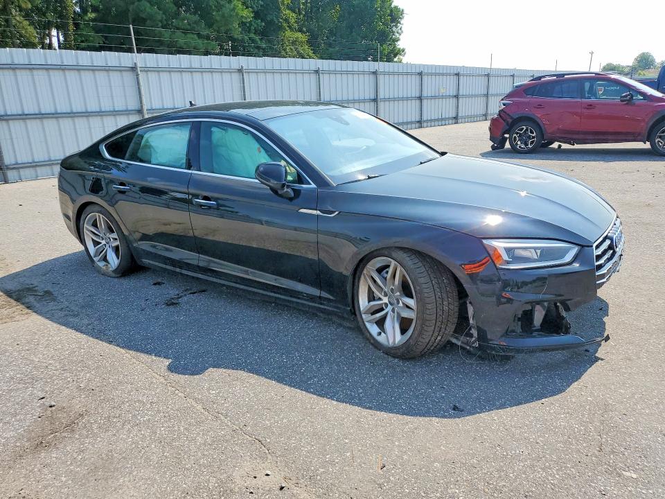 Продажа на аукционе авто 2019 Audi A5, vin: WAUANCF58KA028553, номер лота: 62926436