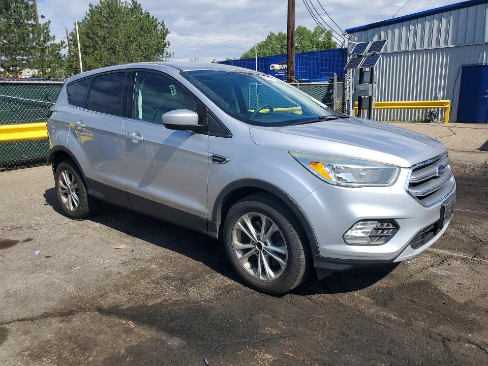 Продаж на аукціоні авто 2017 Ford Escape, vin: 1FMCU9GD7HUD53771, номер лоту: 62319876