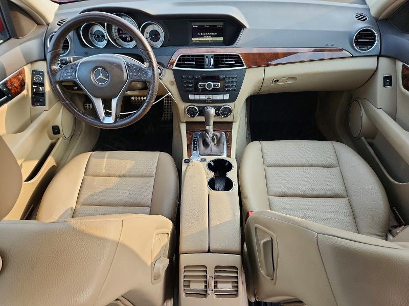 61731386 :رقم المزاد ، WDDGF4HB5DR245524 vin ، 2013 Mercedes-benz C مزاد بيع