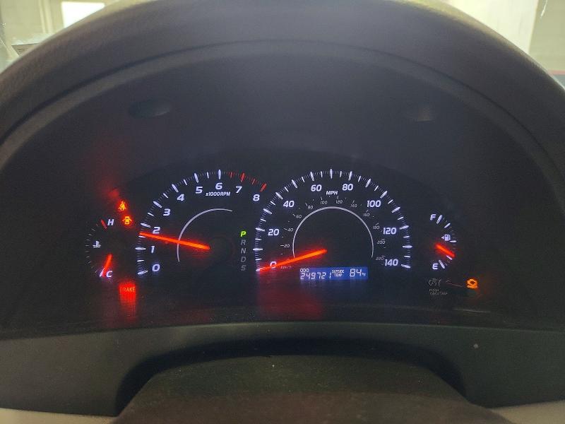 60826126 :رقم المزاد ، 4T4BF3EKXBR213005 vin ، 2011 Toyota Camry مزاد بيع