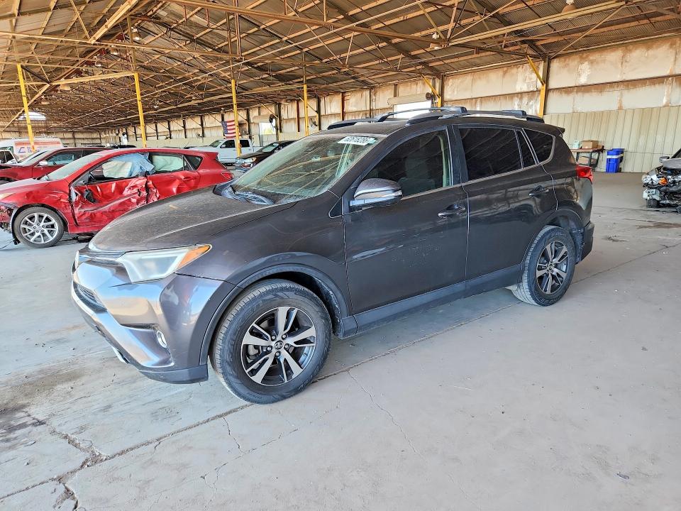62618286 :رقم المزاد ، JTMRFREV5HD214548 vin ، 2017 Toyota Rav4 مزاد بيع