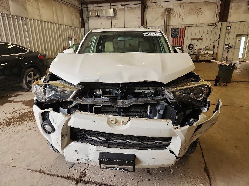 Продажа на аукционе авто 2018 Toyota 4runner, vin: JTEBU5JRXJ5507558, номер лота: 61370316