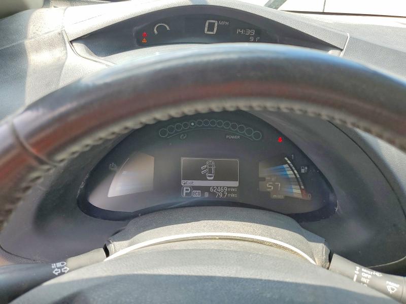 61164556 :رقم المزاد ، 1N4AZ0CP8FC309621 vin ، 2015 Nissan Leaf مزاد بيع